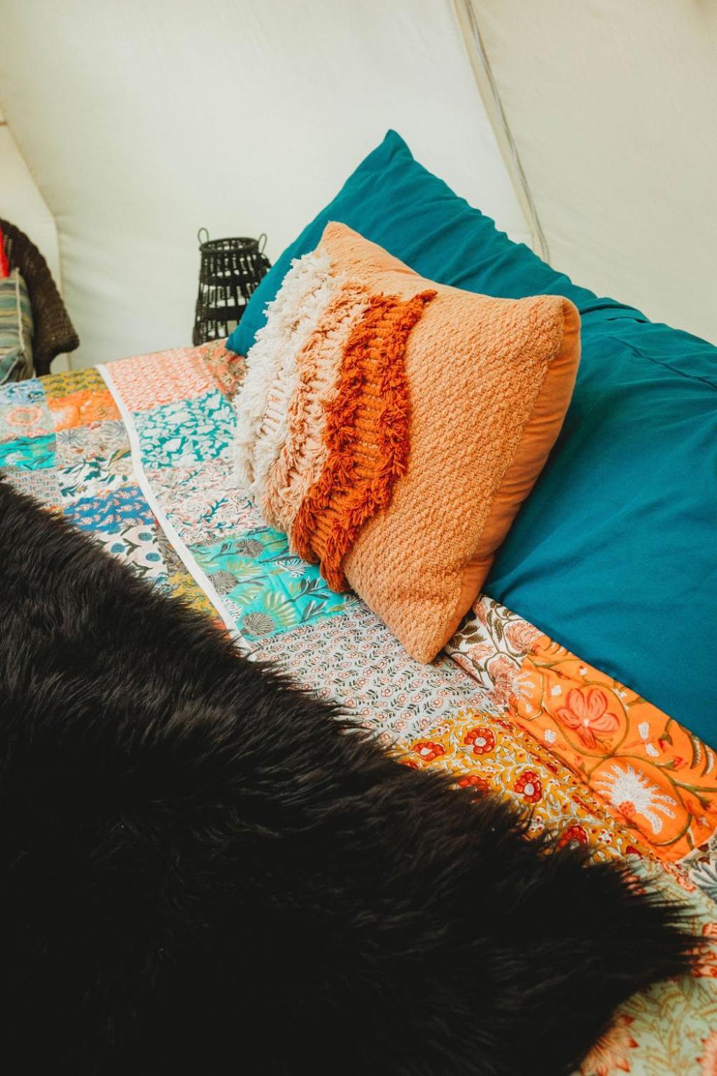 The Aries-A Stargazing, Luxury Glamping Tent Rogersville Eksteriør bilde